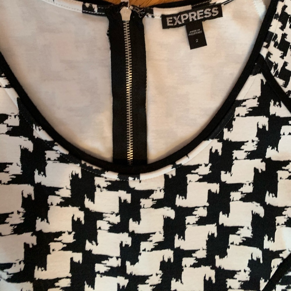Express dress black and white